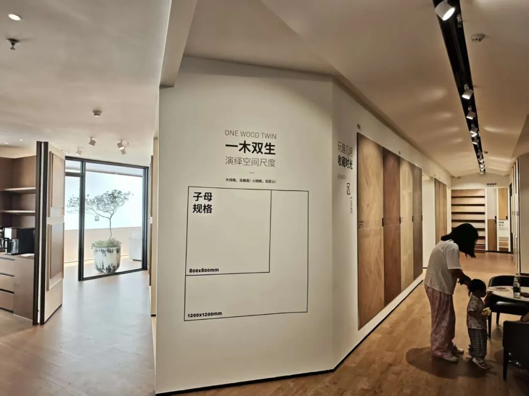破界现场直击 | KT瓷砖陶博会首日盛况全记录！
