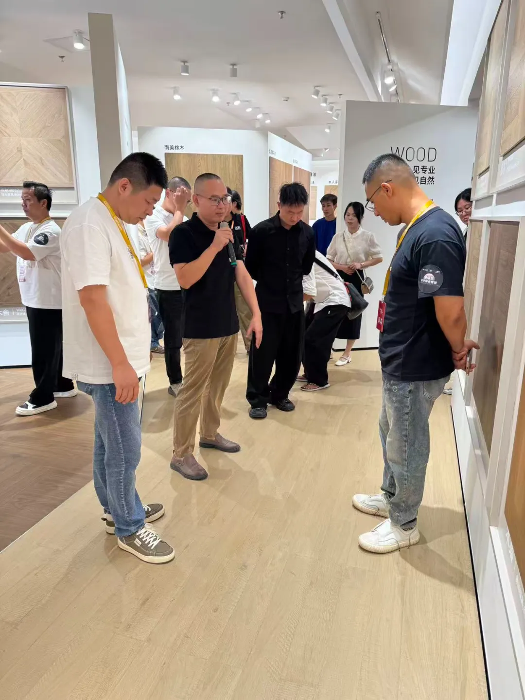 破界现场直击 | KT瓷砖陶博会首日盛况全记录！