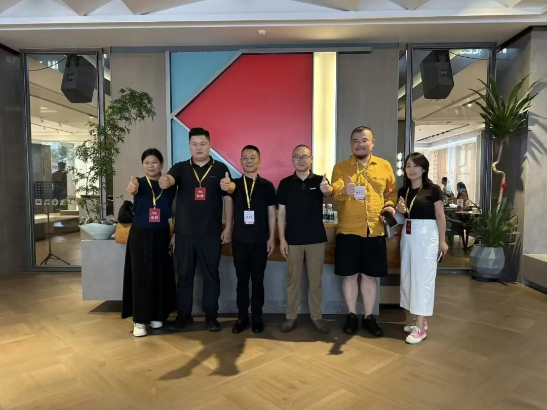 破界现场直击 | KT瓷砖陶博会首日盛况全记录！