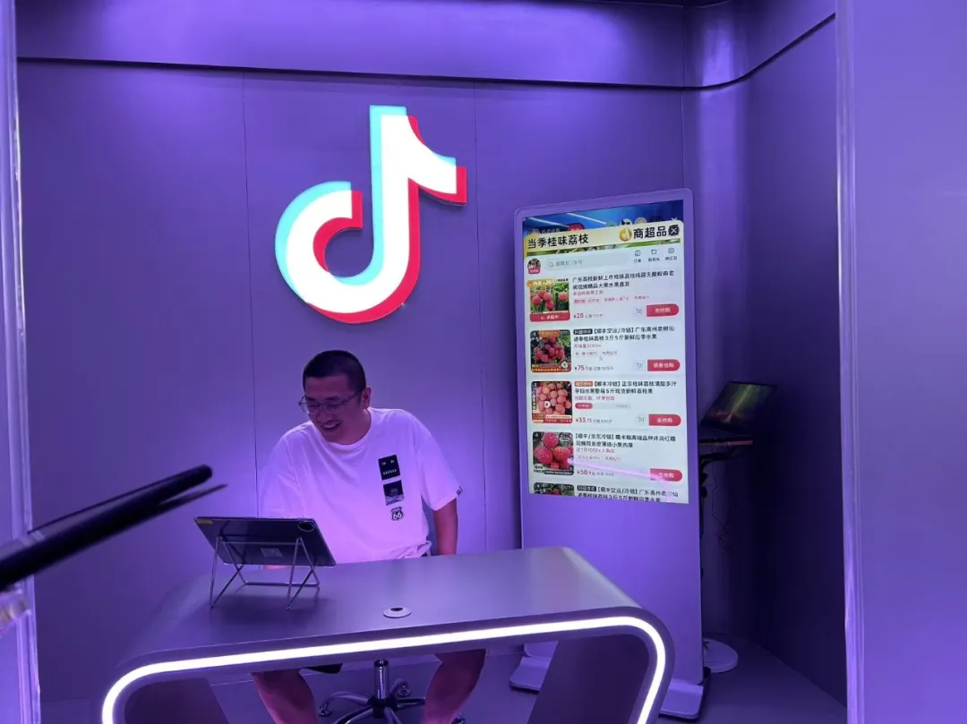 破界而生，仰见新境 | KT瓷砖2025秋季陶博会完美收官！